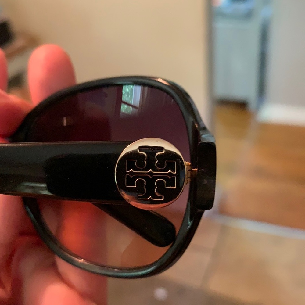 Tory Burch sunglasses. Good used condition.